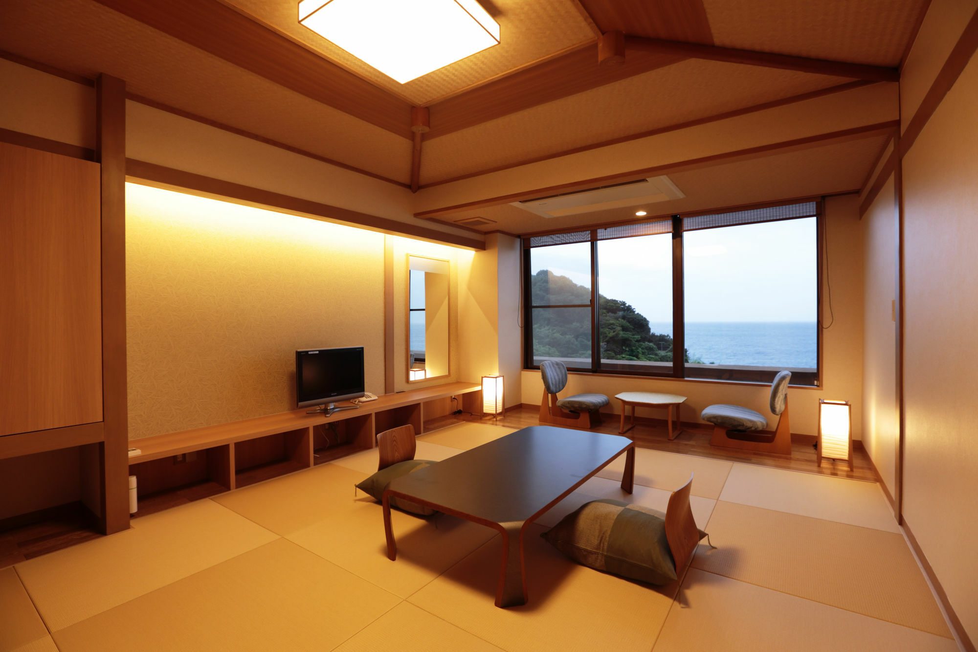 Umi-No-Hotel Isaba Numazu Exterior foto